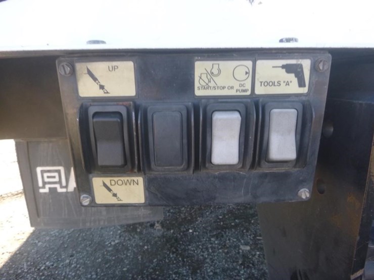 2012-ford-f550-image-14