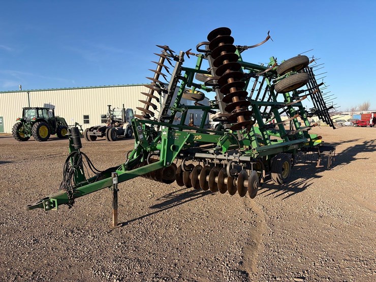 john-deere-726-image-3