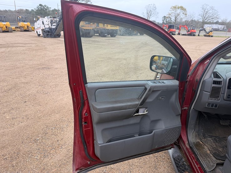 2006-nissan-titan-image-10