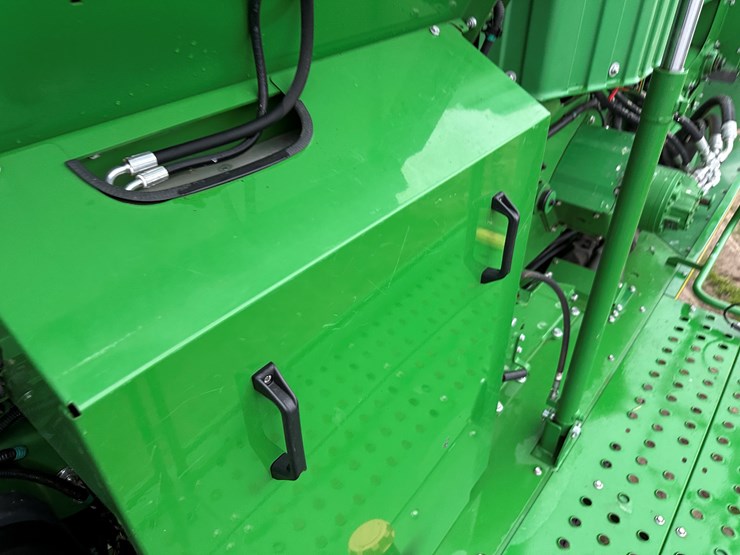 2021-john-deere-cp690-image-100