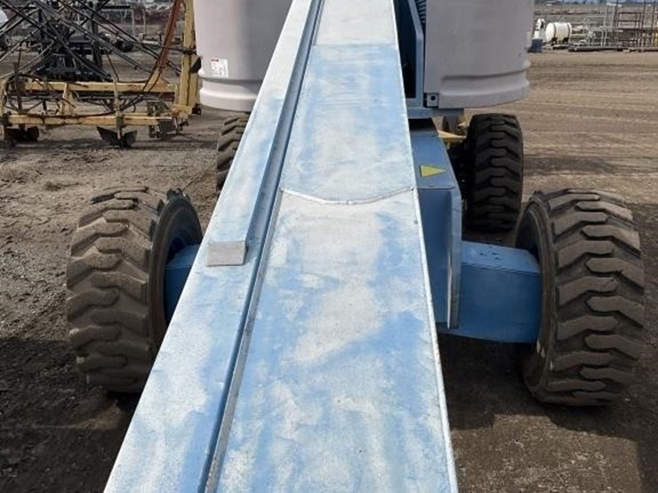 genie-s-60-60'-s.p.-aerial-lift,-4wd,-diesel-image-12