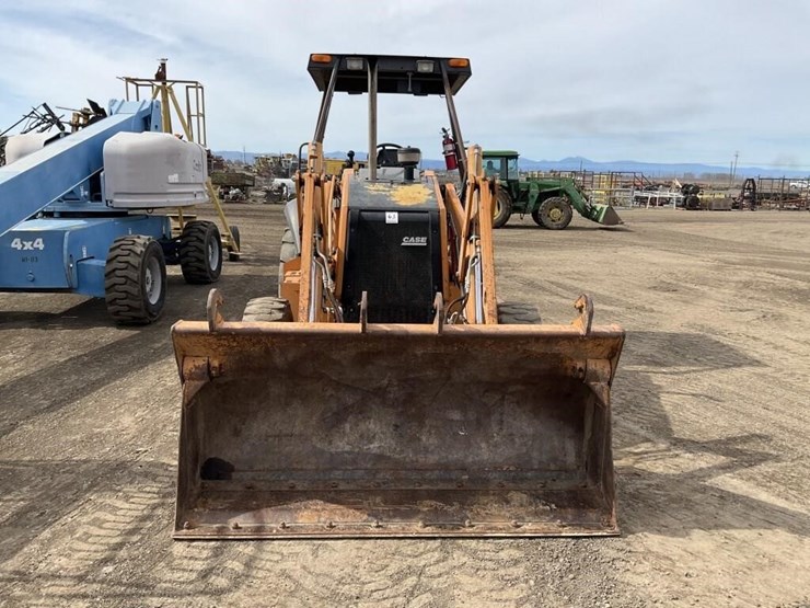 case-570m-xt-image-2