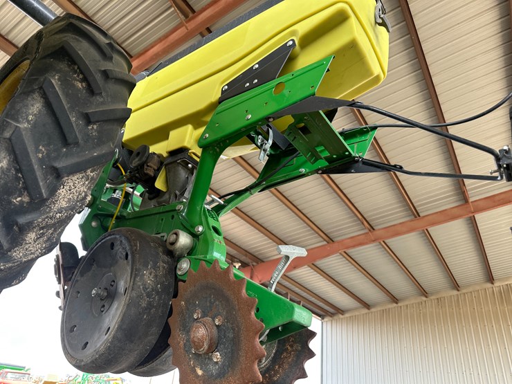 john-deere-1725-image-20