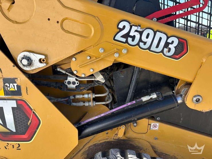 2023-caterpillar-259d3-image-23