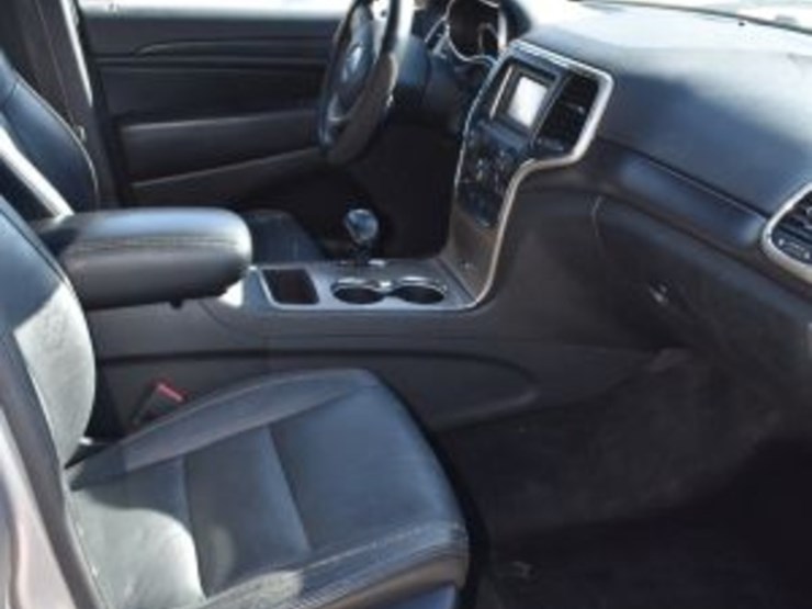 2014-jeep-grand-cherokee-image-15