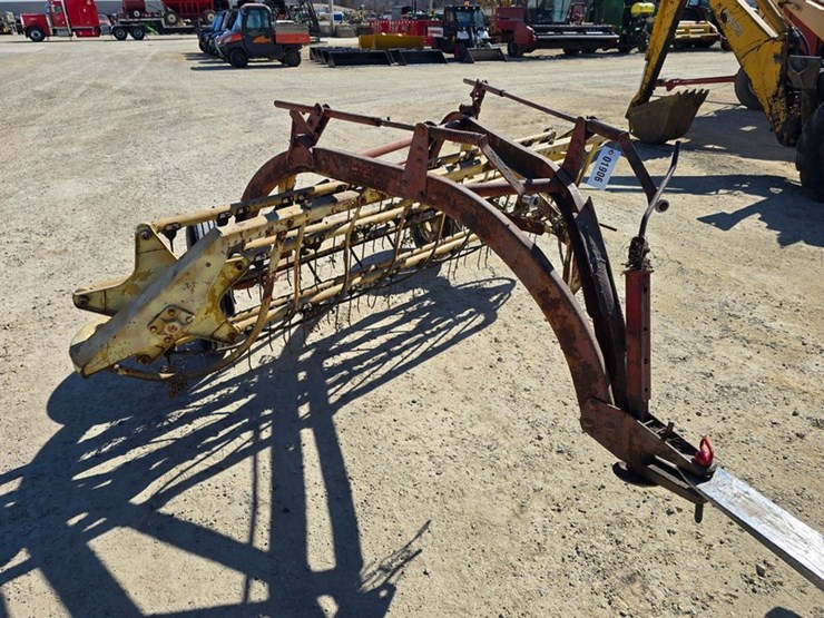 new-holland-256-image-7