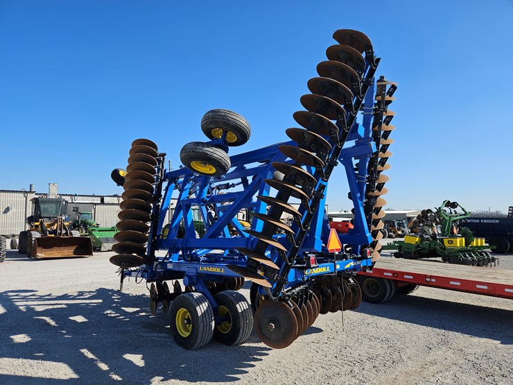 2008-landoll-6230-29-image-12