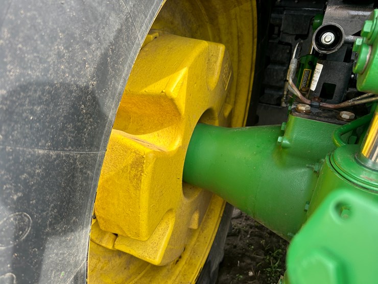 2019-john-deere-8295r-image-15