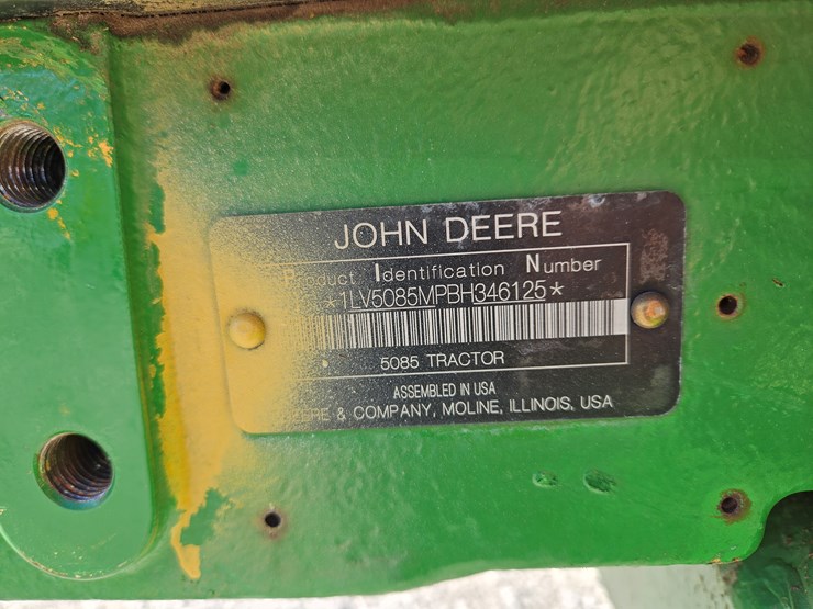 2011-john-deere-5085m-image-5