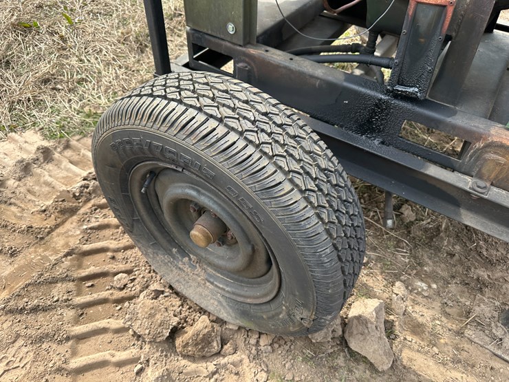 john-deere-4045d-image-8