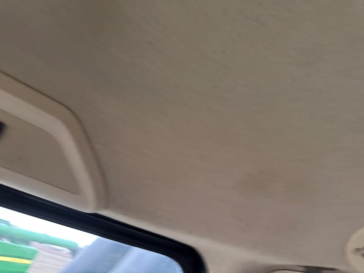 2021-john-deere-cp690-image-129