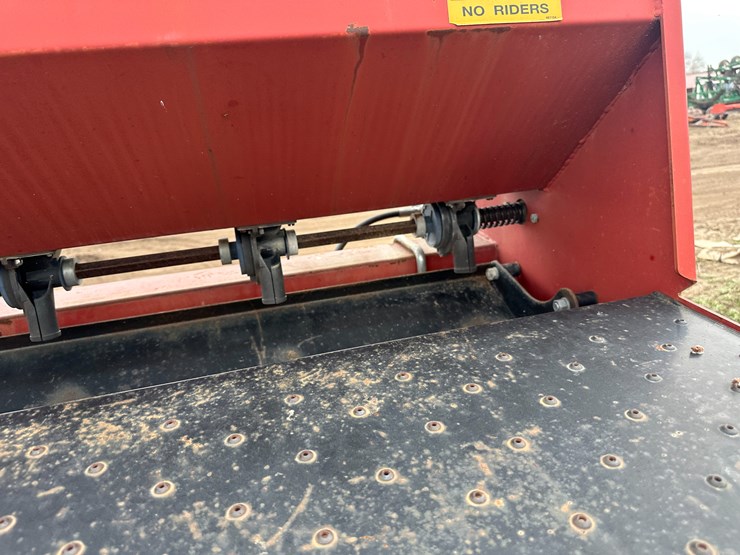 #40115-•-w&m-manufacturing-825-levee-plow-w/w&a-levee-seeder-image-22