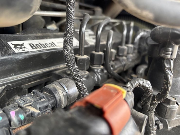 2021-bobcat-e60-image-62