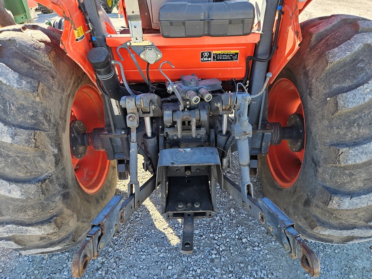 kubota-m7060-image-17