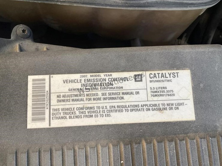 2007-chevrolet-tahoe-image-13