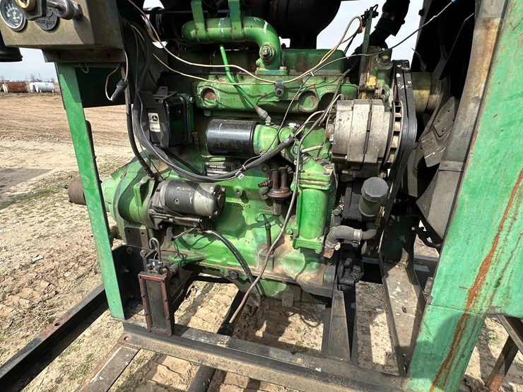 john-deere-4045t-image-23