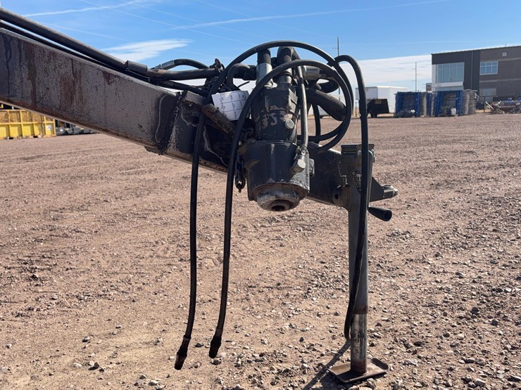 hesston-1160-image-15