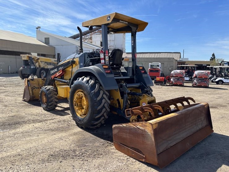 2017-deere-210lep-image-4