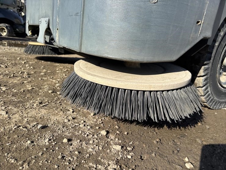 2013-advance-sw8000-image-9