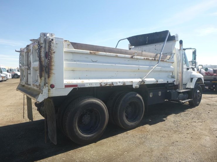 2008-international-7400-image-3