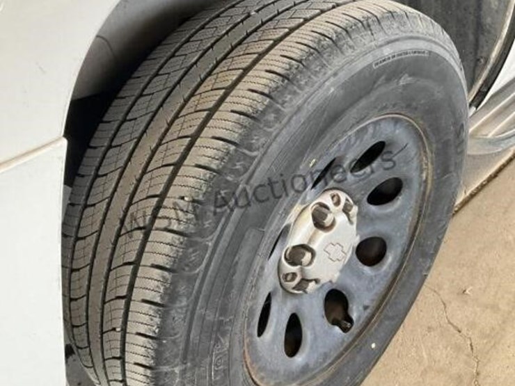 2007-chevrolet-tahoe-image-8