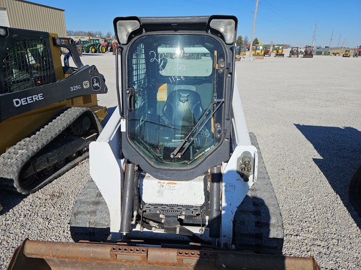 2019-bobcat-t595-image-4