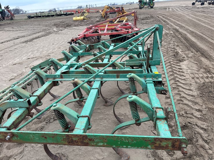 john-deere-1100-image-17