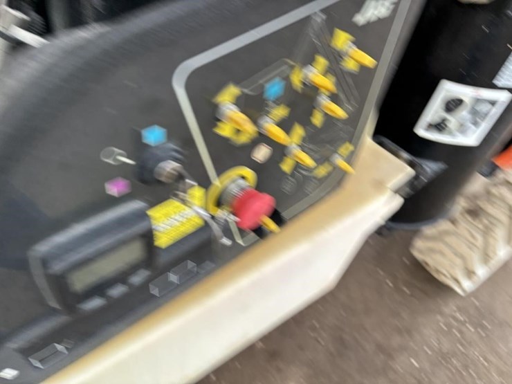 2018-jlg-450aj-image-42