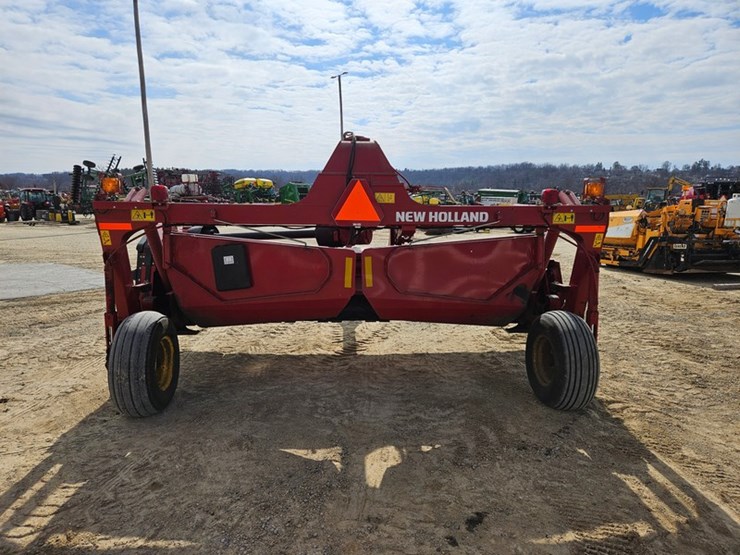 2019-new-holland-313-image-4