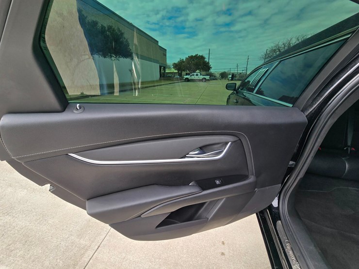 2019-cadillac-xts-stretch-limousine-for-sale,-s-and-s-coachbuilders,-70in,-7866-miles-image-42