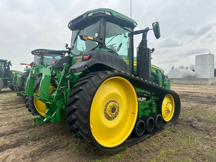 2021-john-deere-8rt-340-image-3