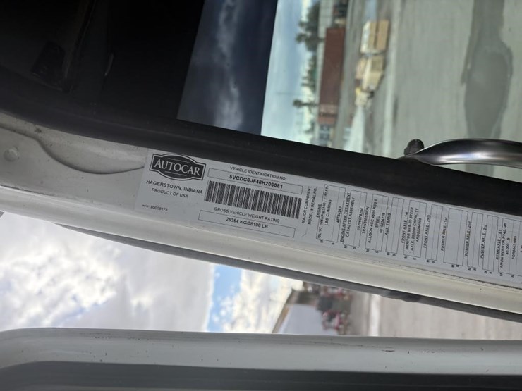 2008-autocar-wxr64-image-25