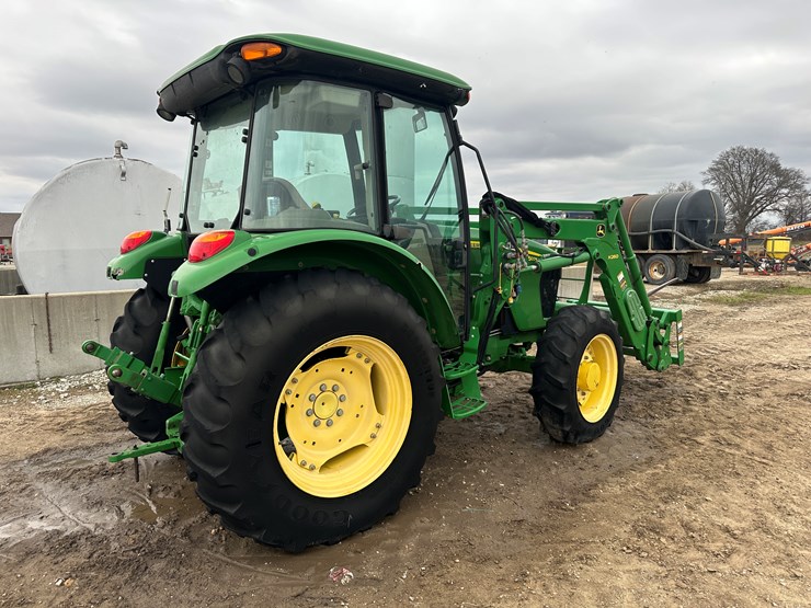 2014-john-deere-5075m-image-3