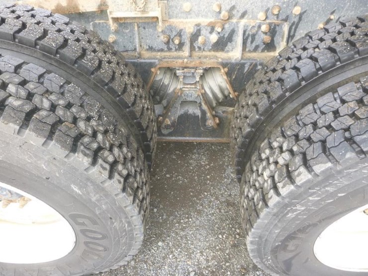 1999-international-2674-image-23