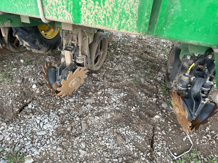 john-deere-1725c-image-40