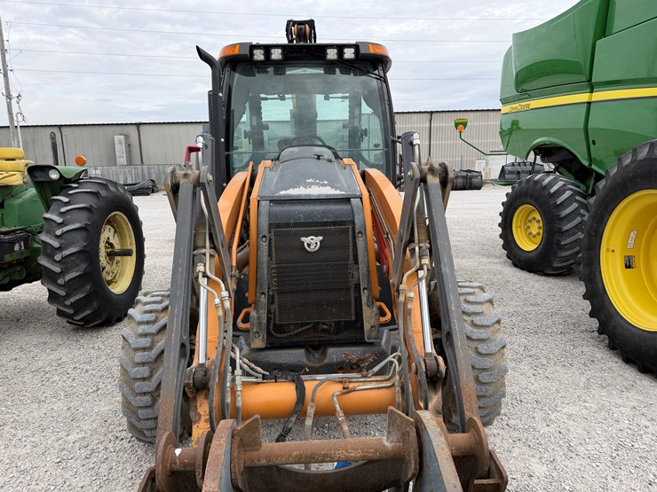 2022-case-580sn-image-3