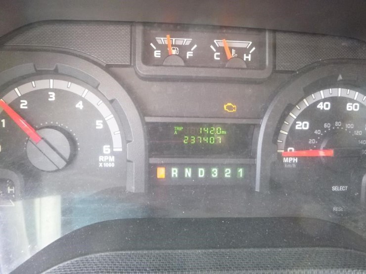 2014-ford-e450-image-16