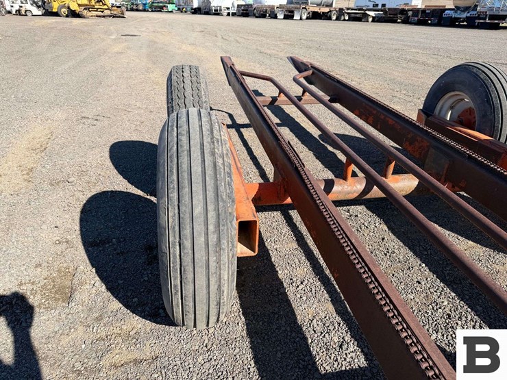 16'-orchard-bin-trailer-image-13