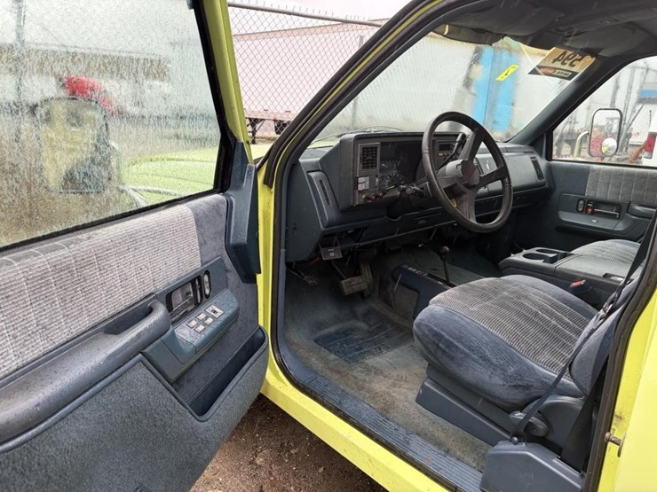 1993-chevrolet-3500-image-12