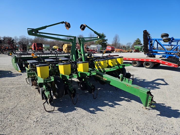 1997-john-deere-1760-image-1