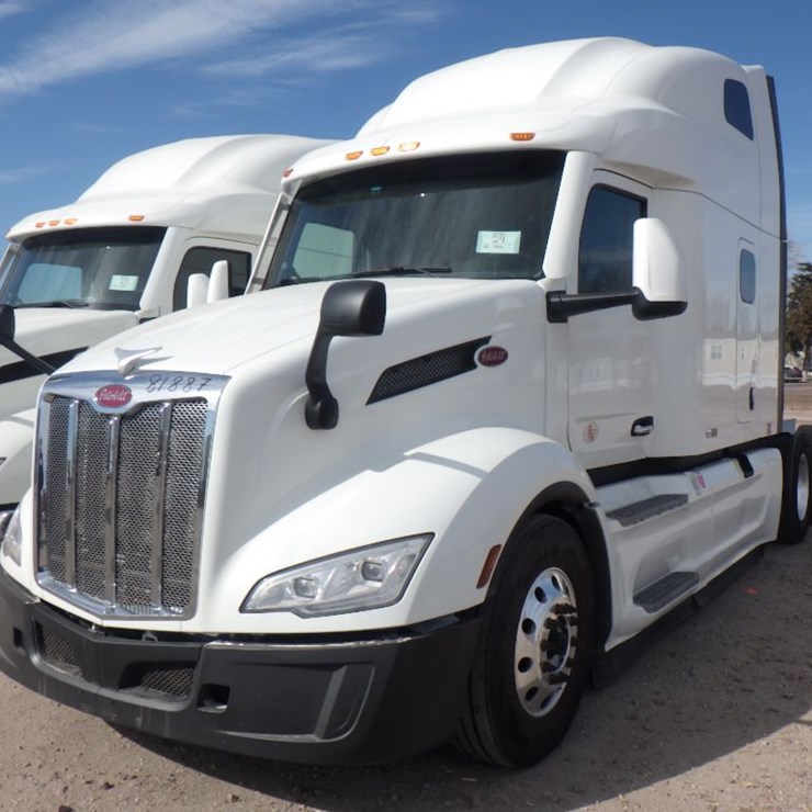 2022 PETERBILT 579