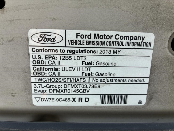 2013-ford-explorer-image-8