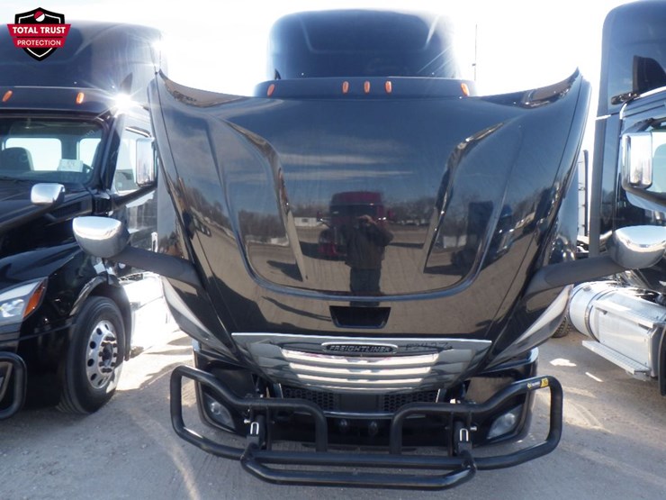 2022-freightliner-cascadia-116-image-20