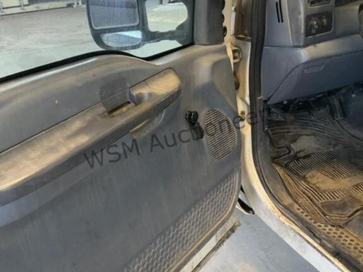 1999-ford-f350-image-24