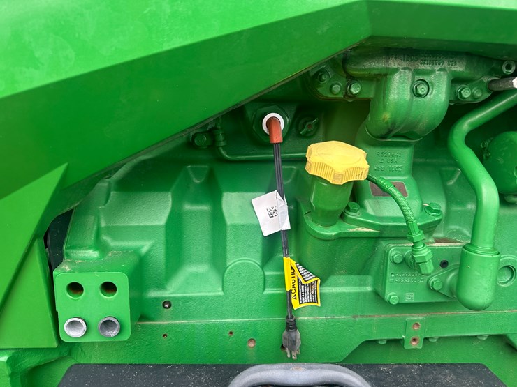2021-john-deere-8rt-340-image-71