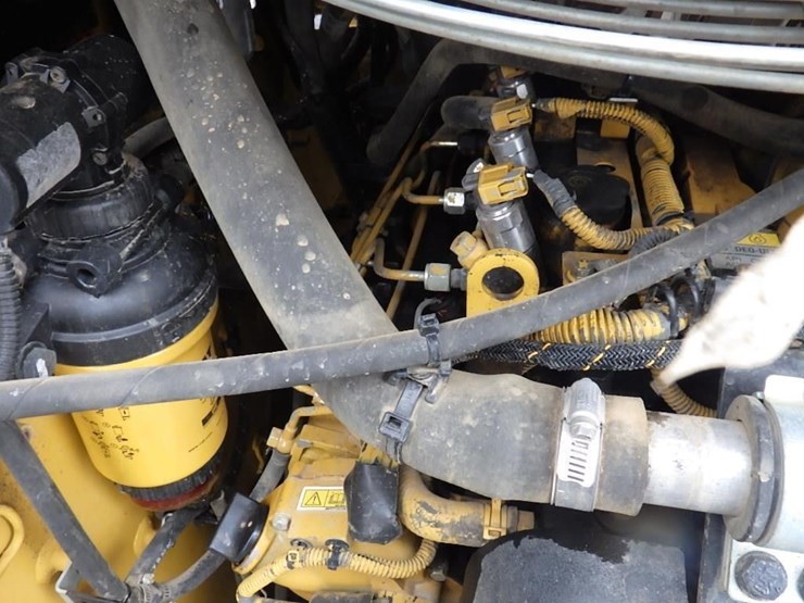 caterpillar-226d3-image-10