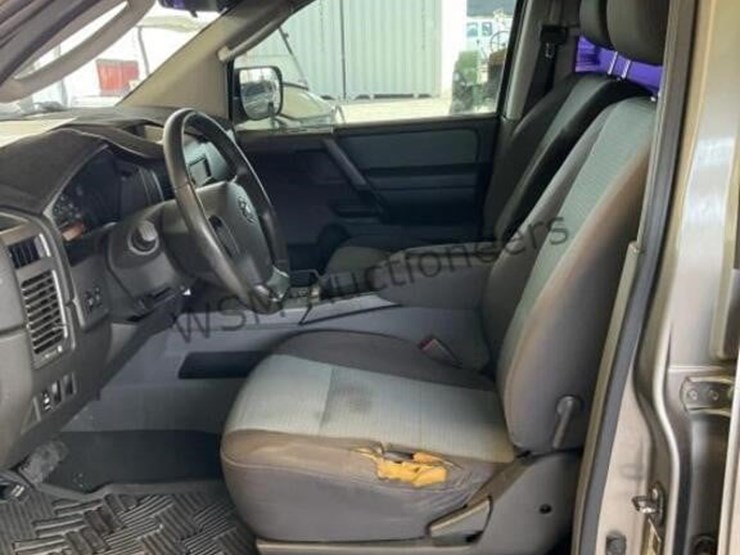 2007-nissan-titan-image-21