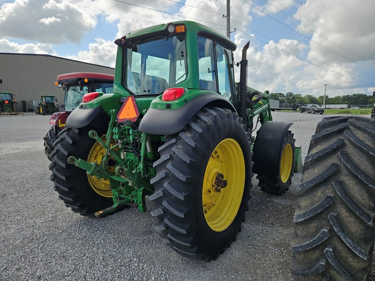 2006-john-deere-7520-image-19