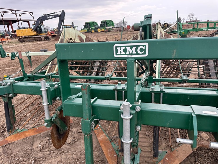 #38830-•-kmc-6-38-peanut-digger-image-38