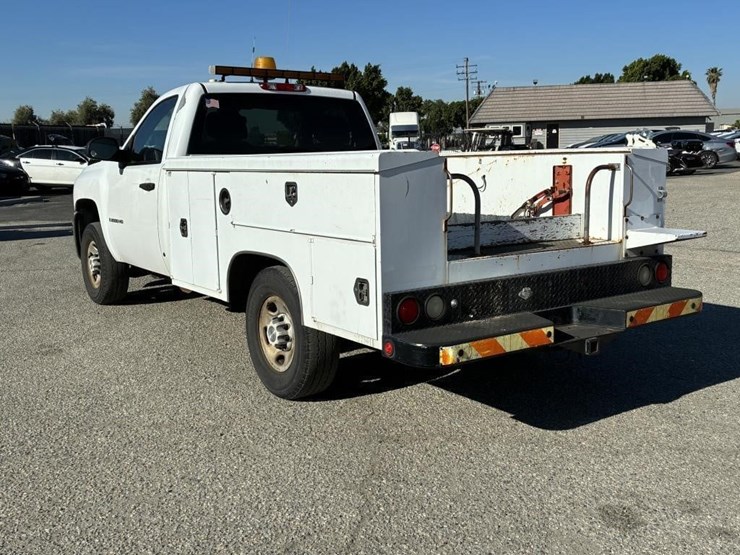 2008-chevrolet-2500-image-4